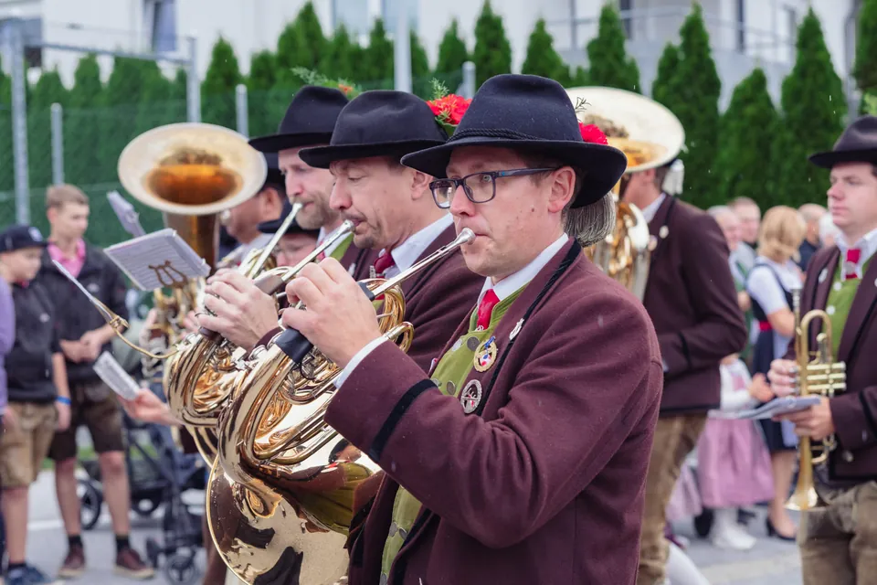 Bezirksmusikfest Oberlangkampfen