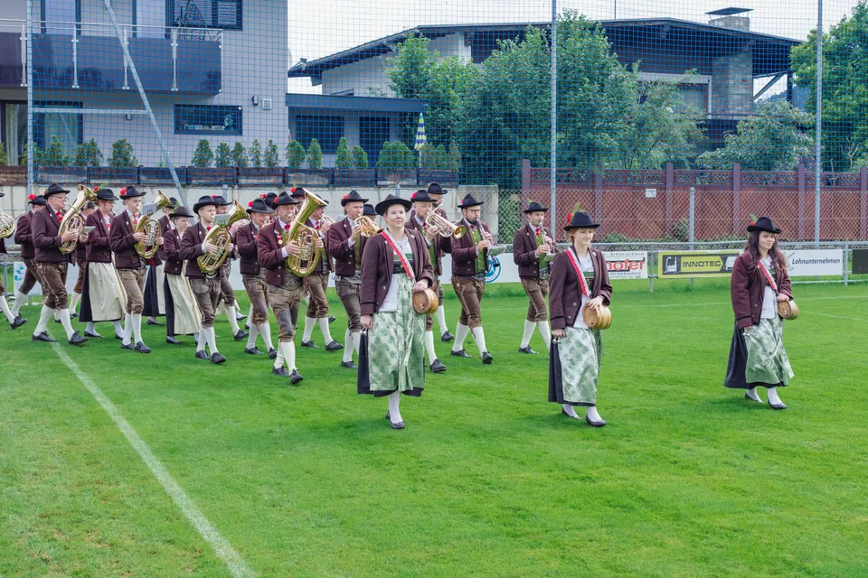 Bezirksmusikfest Oberlangkampfen
